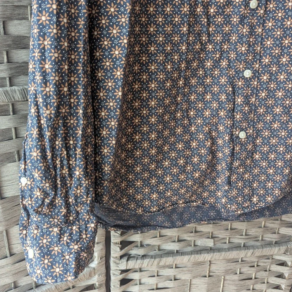 J. Crew Long Sleeve Button Down Shirt Blue Sunburst Print Secret Wash Mens XL‎
